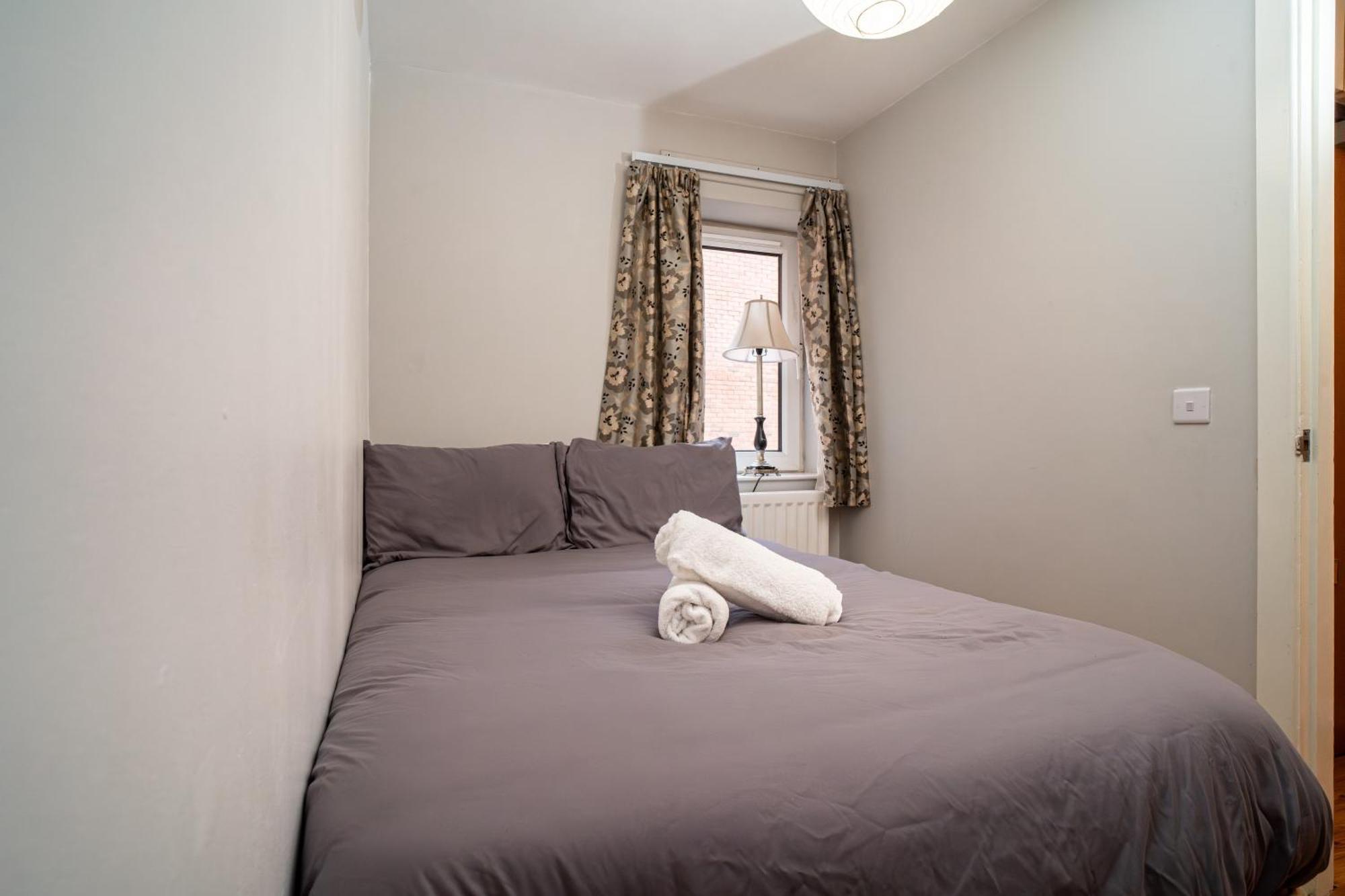 Central Apartment In Belfast City Centre Екстер'єр фото